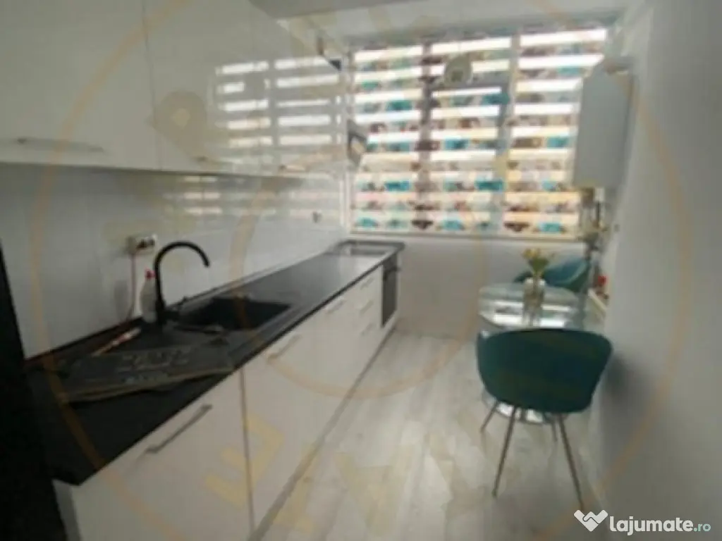 Inchiriere apartament 2 camere Teilor + loc de parcare, bloc