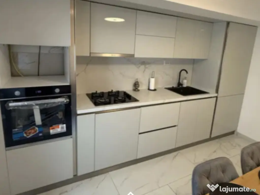 Apartament cu 2 camere decomandat | Loc de parcare inclus |