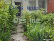 VAND CASA IN CENTRUL VECHI,DEJ,CURTE COMUNA,DE RENOVAT 