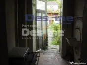 VAND CASA IN CENTRUL VECHI,DEJ,CURTE COMUNA,DE RENOVAT 
