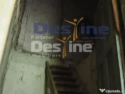VAND CASA IN CENTRUL VECHI,DEJ,CURTE COMUNA,DE RENOVAT 