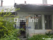 VAND CASA IN CENTRUL VECHI,DEJ,CURTE COMUNA,DE RENOVAT 