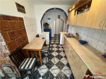 Apartament 2 camere, 54mp, etaj 4 cu acoperis - Central -