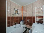 De vânzare casă cu 3 camere și teren 950 mp în Mihai ... 