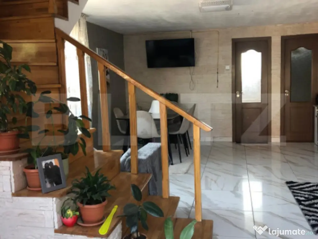 ???? Casă de vânzare în Săcele – Zona Turches
