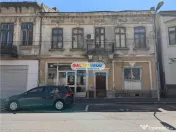 Unirii vila S P 1 , spa#539;iu comercial la parter,SU 206mp 