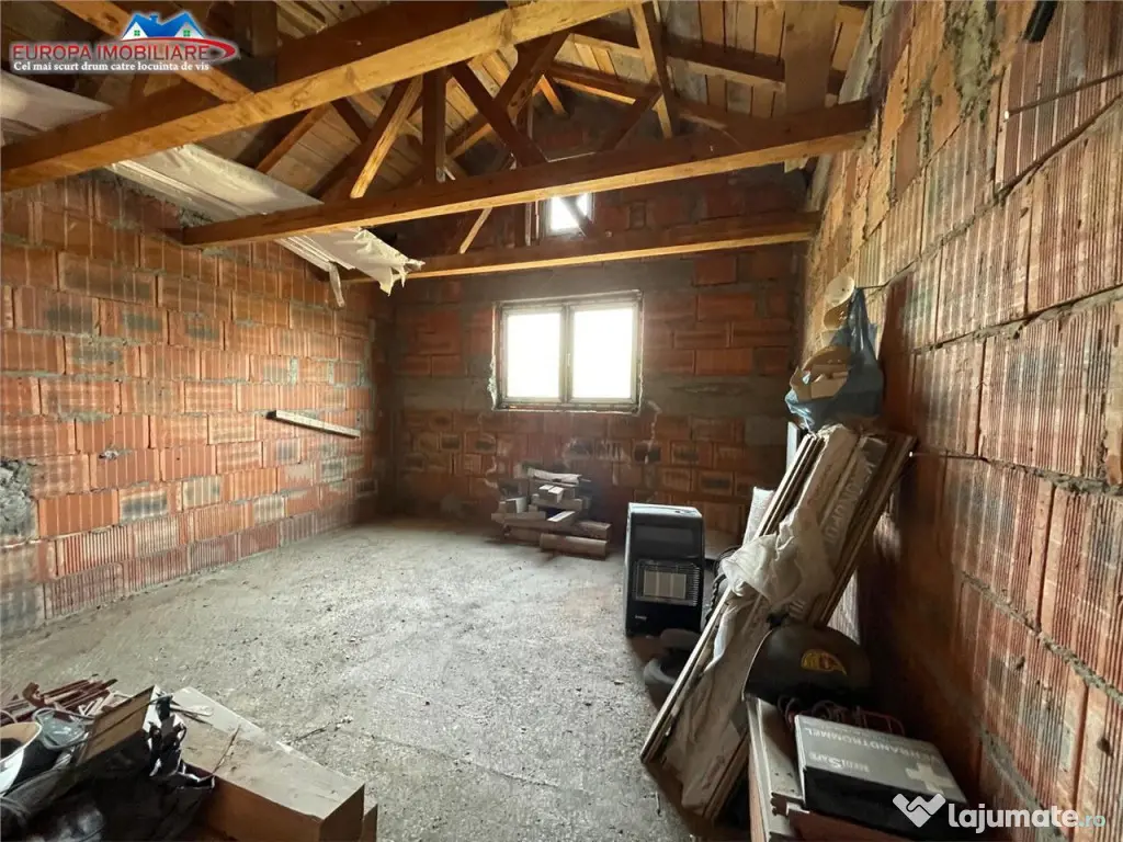 Casa P M de in Cataloi