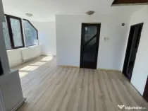 Casa 4 camere P+1E zona 3 Insule