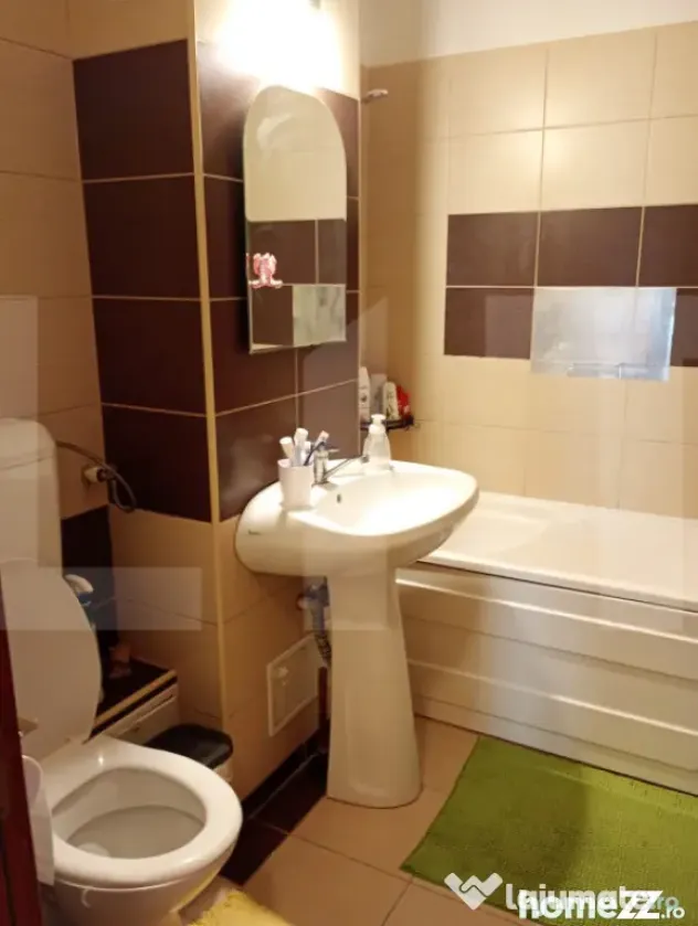 Apartament cu 3 camere, 72 mp, Simeria - Sfantu Gheorghe (Covasna)