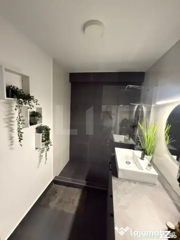 Apartament modern cu 2 camere, parcare – la cheie, în blo - Floresti (Cluj)