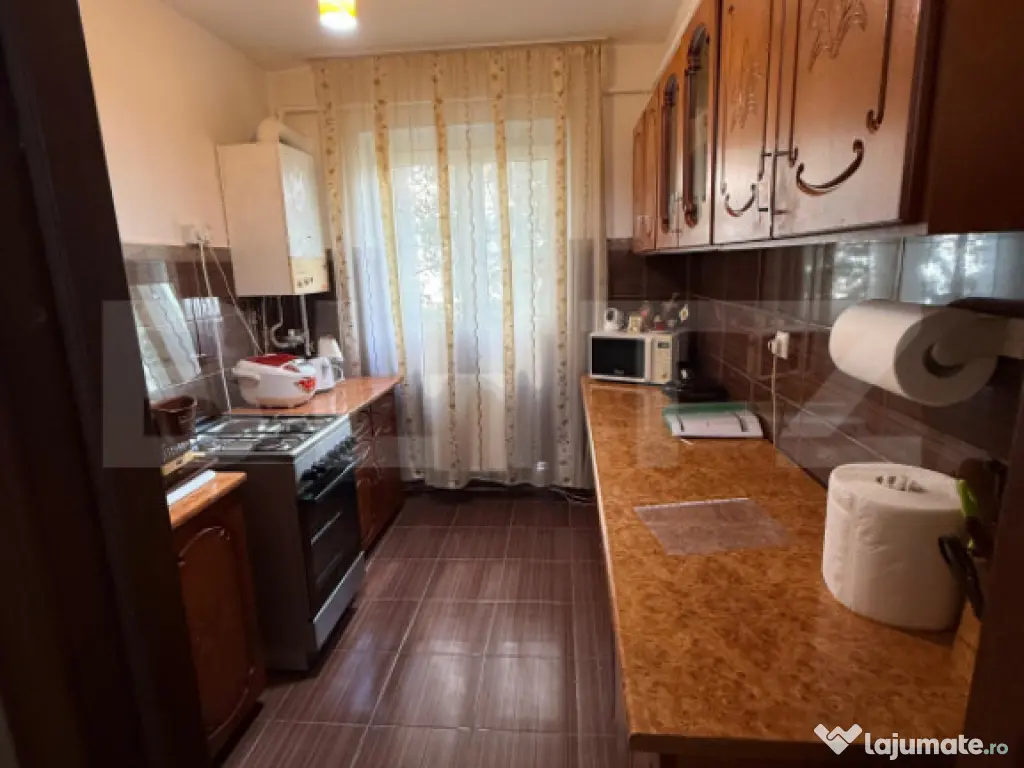 Apartament cu 2 camere, etajul 1 , 50 mp utili, Campina zona