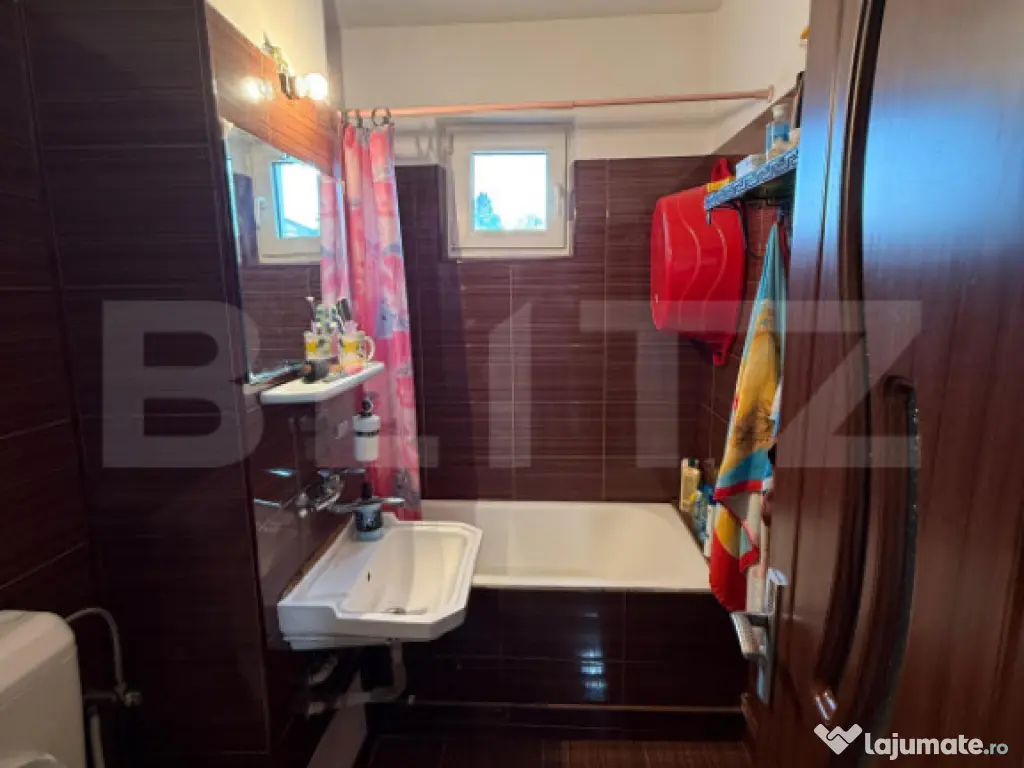 Apartament cu 2 camere, etajul 1 , 50 mp utili, Campina zona