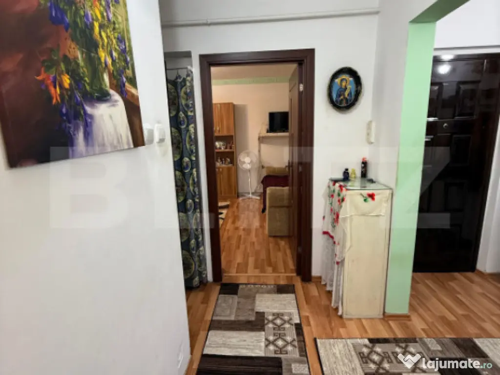Apartament cu 2 camere, etajul 1 , 50 mp utili, Campina zona