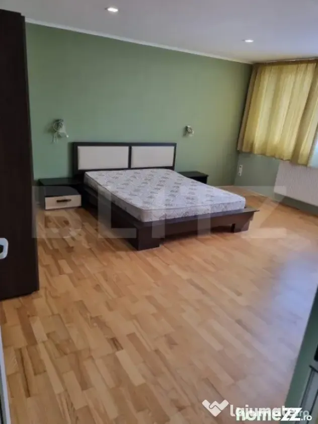 Apartament 3 camere, 140mp, Ultracentral - Targu Mures (Mures)