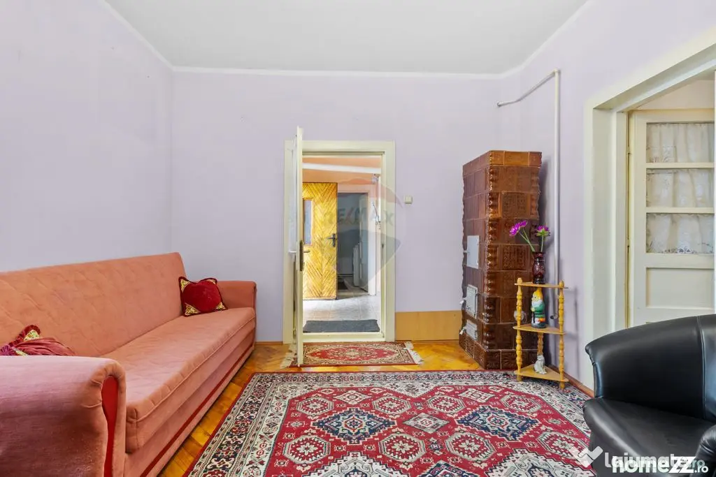 Casă de vanzare in Gradiste + un teren de 720 mp