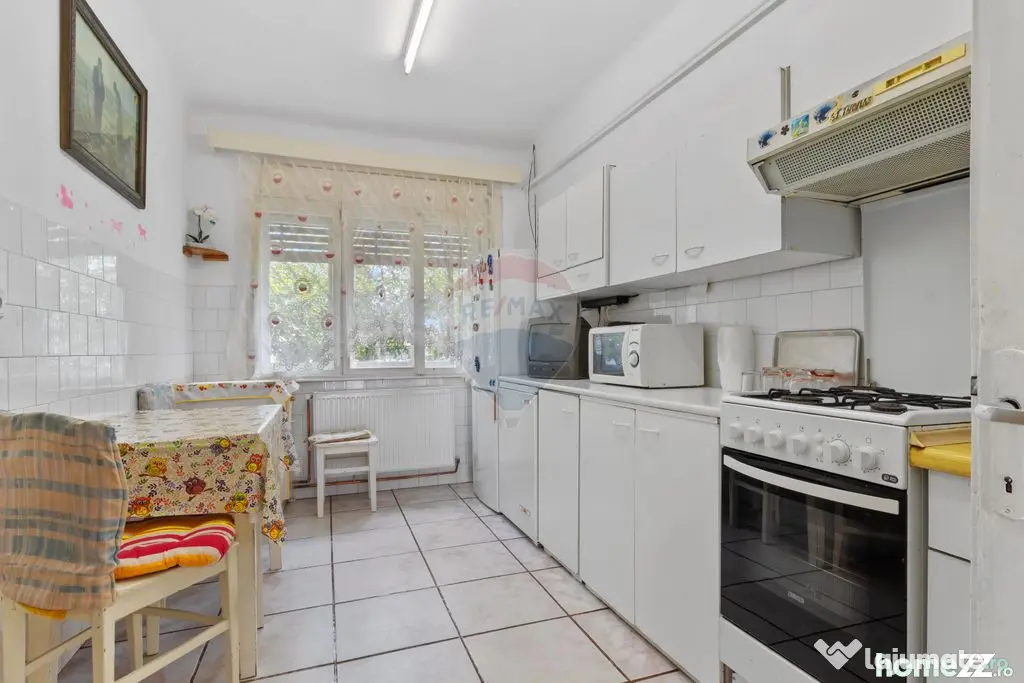Casă de vanzare in Gradiste + un teren de 720 mp