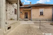 Casă de vanzare in Gradiste + un teren de 720 mp 