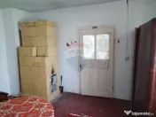 Casă / Vilă cu 4 camere de vânzare în zona Central 