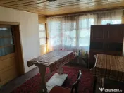 Casă / Vilă cu 4 camere de vânzare în zona Central 