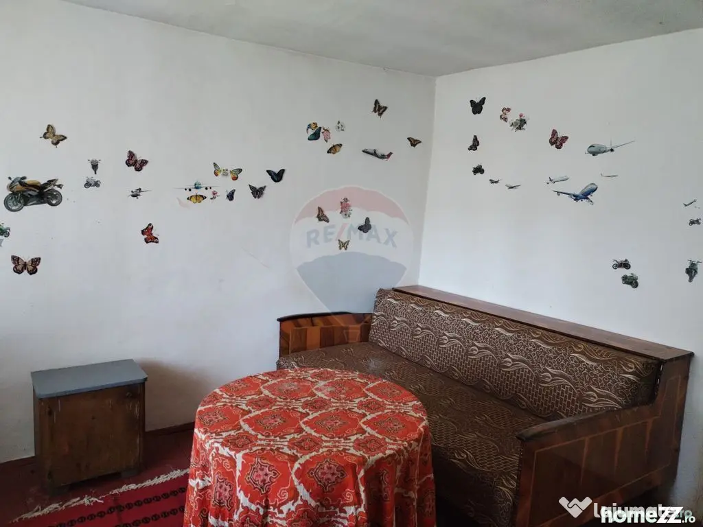Casă / Vilă cu 4 camere de vânzare în zona Central