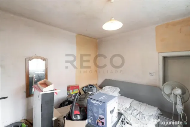 Casa renovabila cu teren de 620 mp in Cantemir