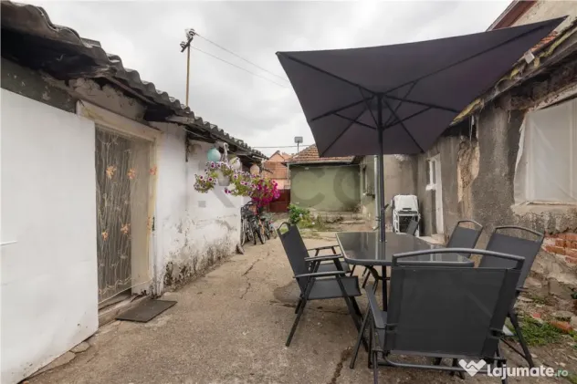 Casa renovabila cu teren de 620 mp in Cantemir