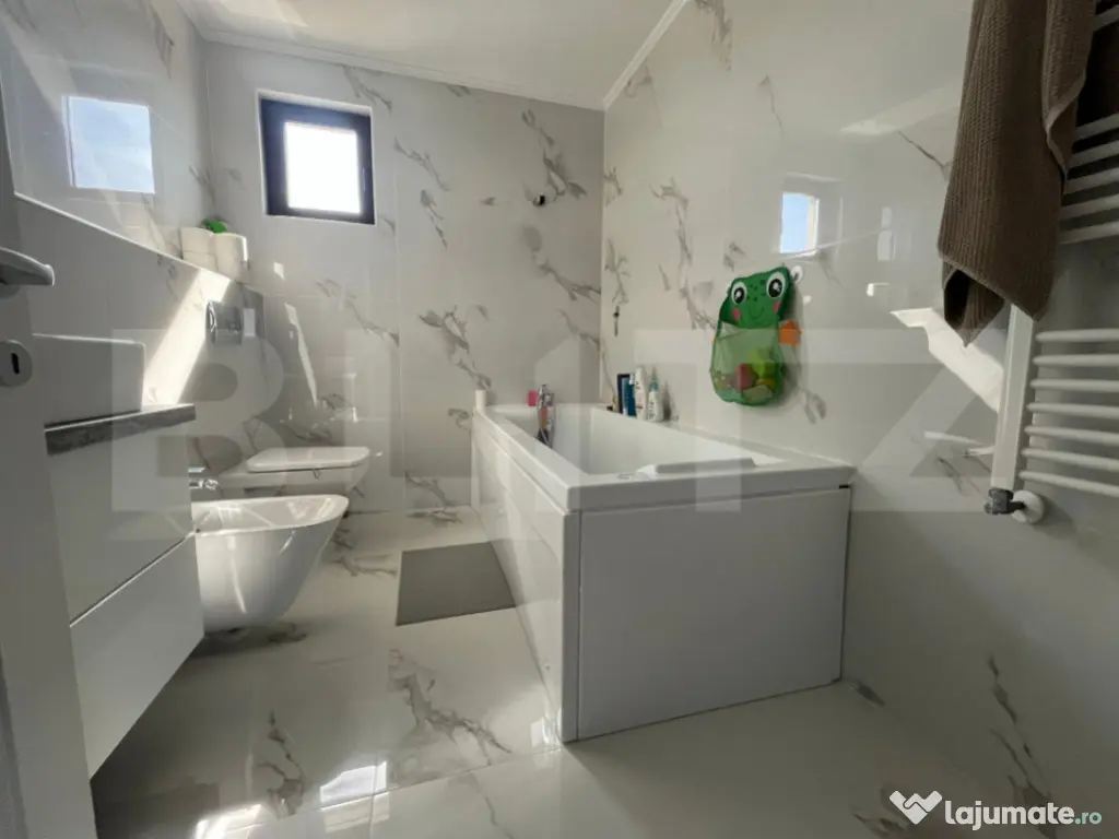 ???? Vilă modernă, de vanzare, cu 5 camere, teren 604 mp,