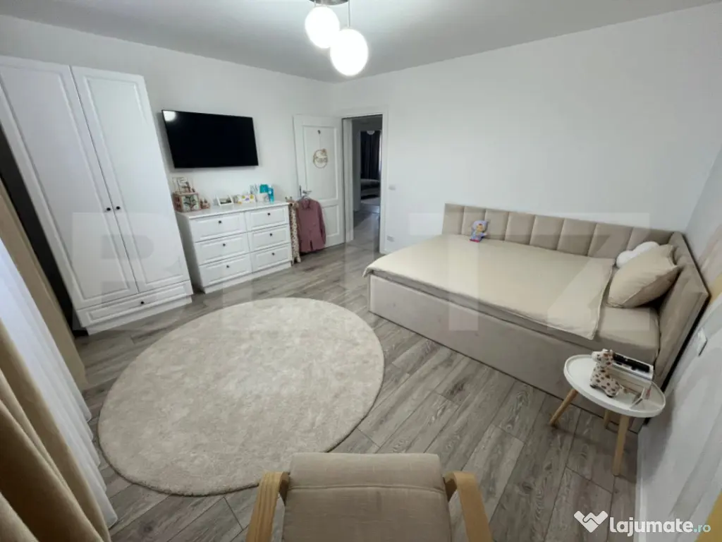 ???? Vilă modernă, de vanzare, cu 5 camere, teren 604 mp,