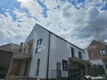 Casa luminoasa de 120 mp, cu living generos, materiale premi