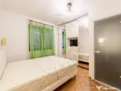 Vila zona Expo Parc - 2 apartamente, curte comuna 