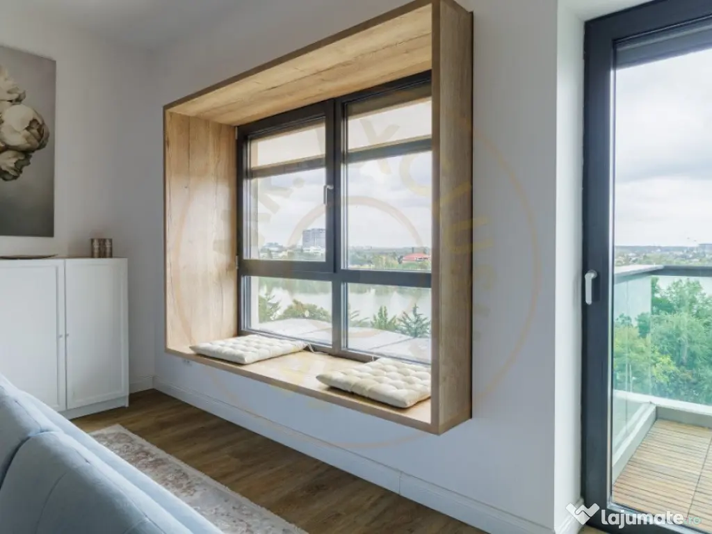 Apartament superb cu vedere panoramica spre lac!