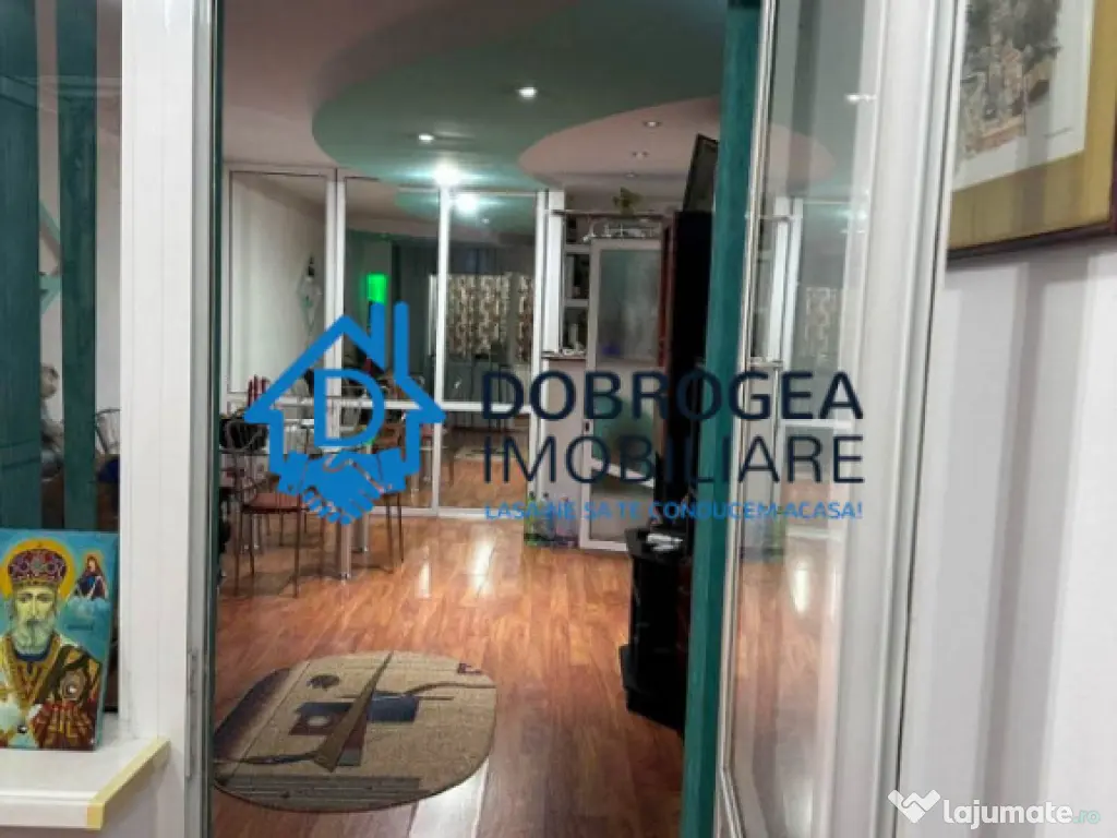 ZONA CENTRALA 2 CAMERE SEMIDECOMANDAT, PARTER