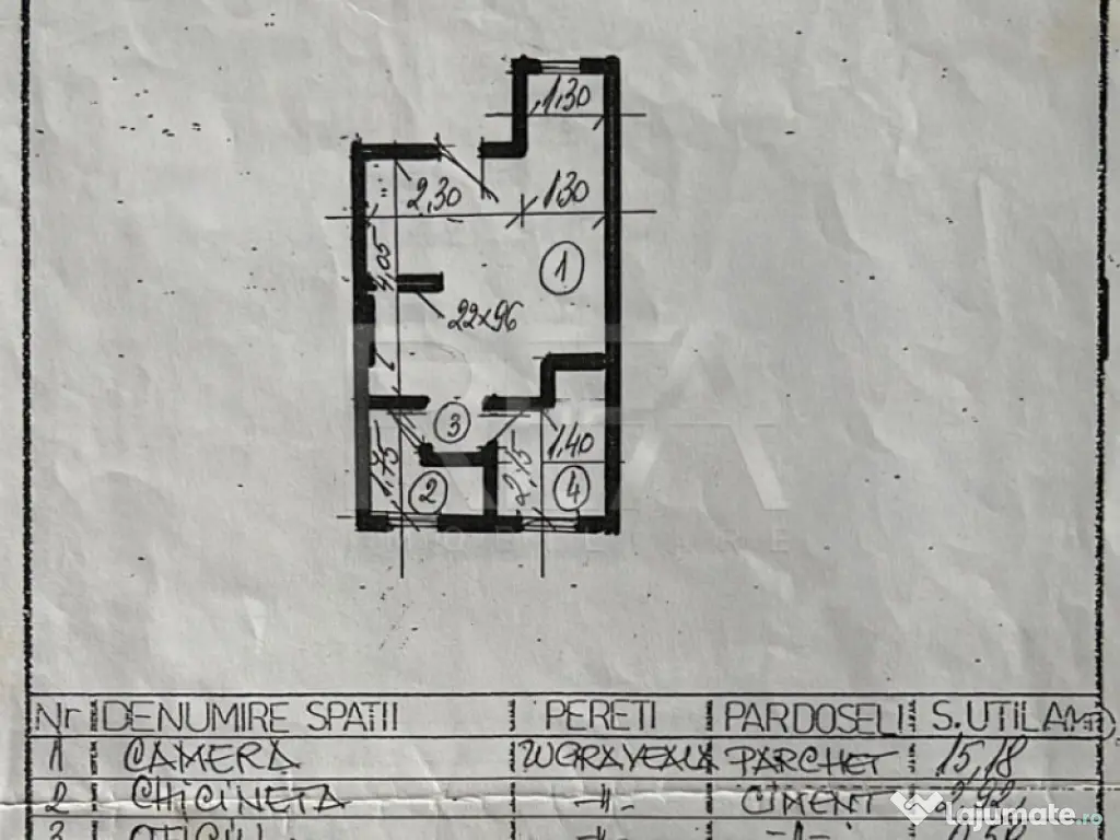 Garsonieră cochetă la mansardă - zona centrala Victoriei