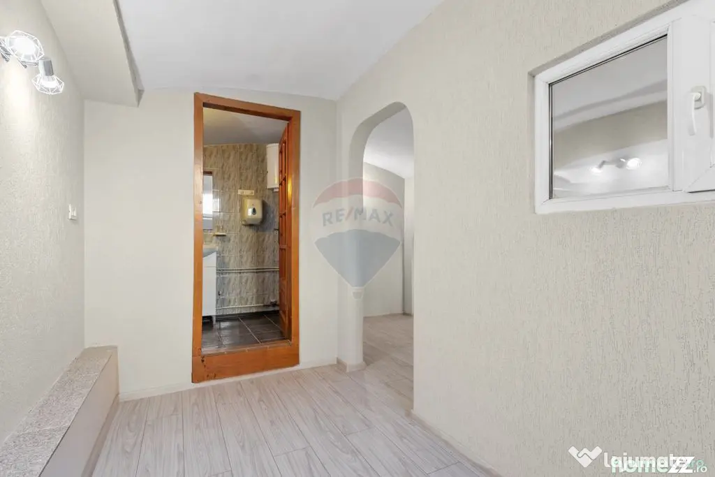 Spațiu comercial 70 mpc de vanzare pe Strada Marasesti