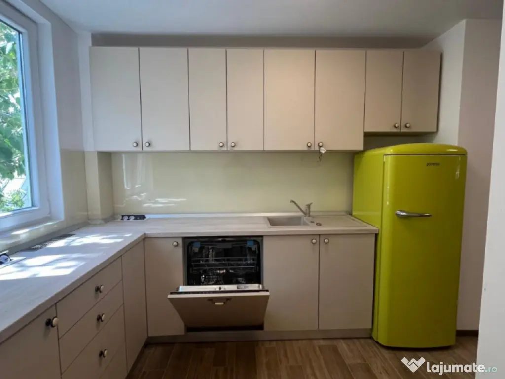 4 camere Rahova -Teius