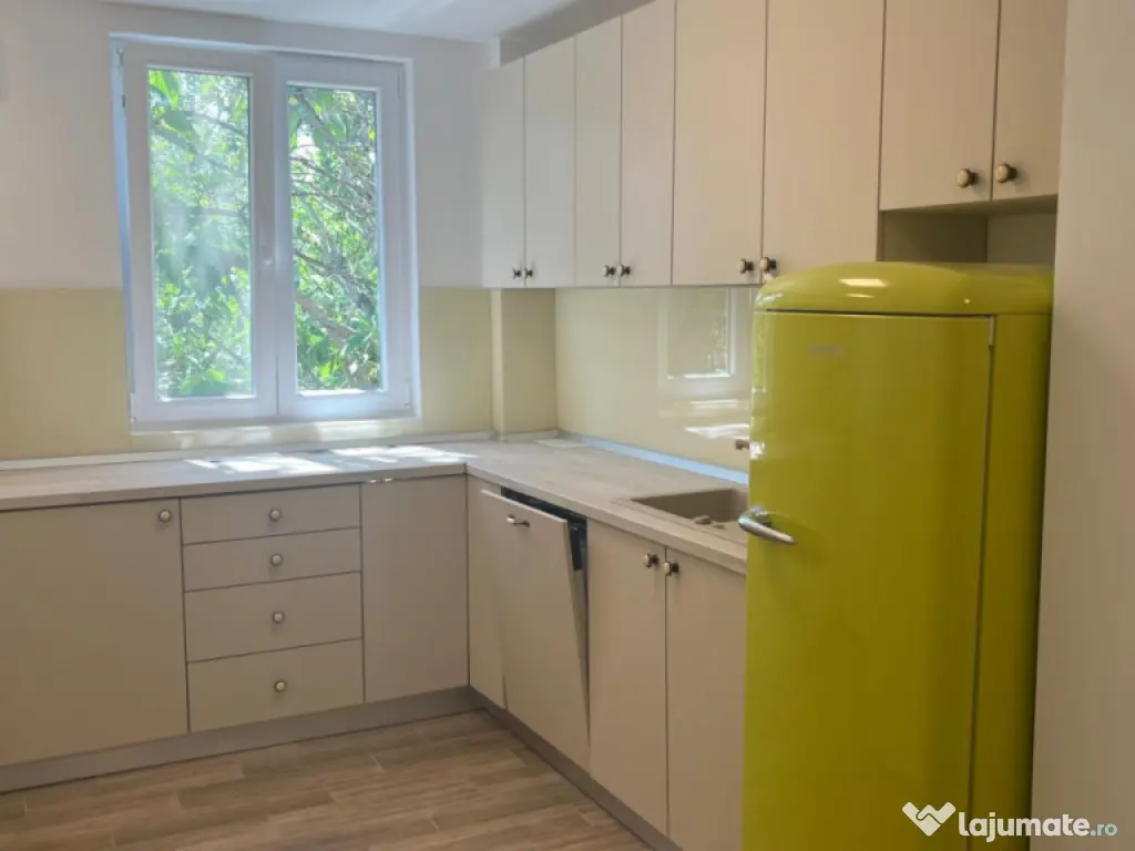 4 camere Rahova -Teius