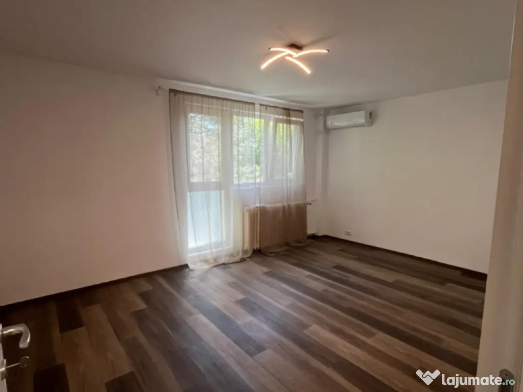 4 camere Rahova -Teius