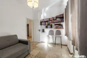 Casă de vânzare – Via Carmina, Vladimirescu -zonă re...