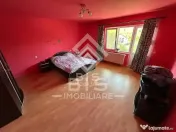 Casa spatioasa pe 3 nivele - Sigmir 