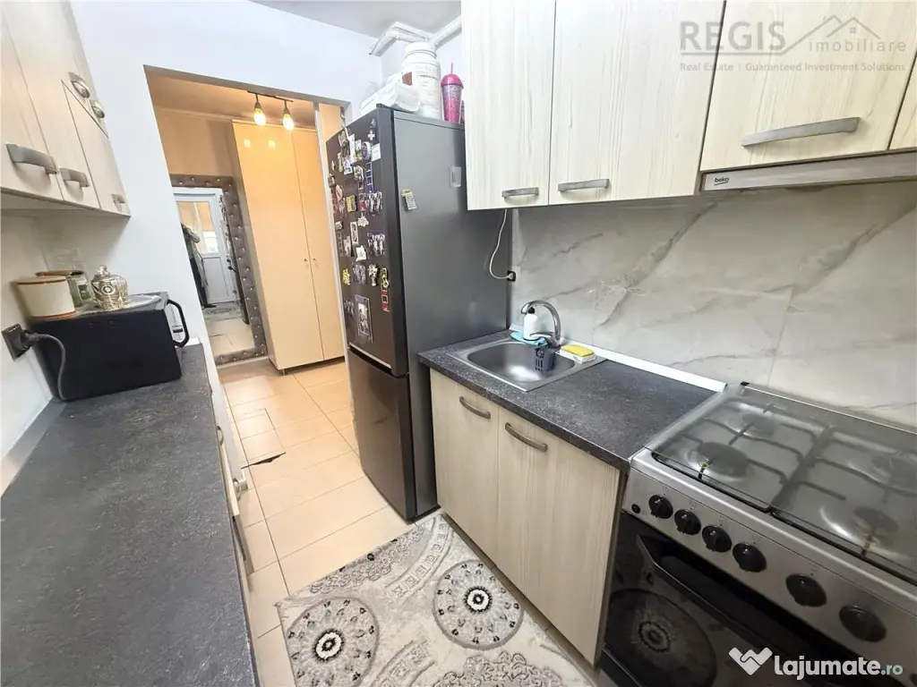 Apartament 2 Camere, Decomandat, Parcare, Astra Brasov