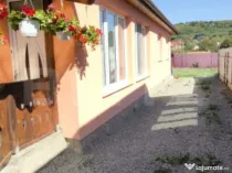 Casa cu 3 camere și teren în suprafață de 2000 mp