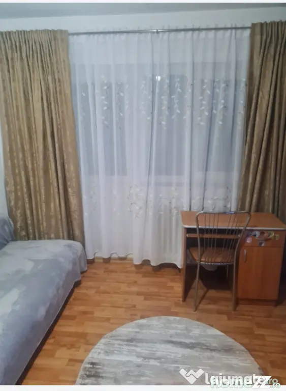 Garsonieră decomandata, 32 mp utili, zona Rovine - Craiova (Dolj)