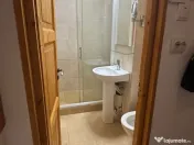 De închiriat garsonieră spațioasă și luminoasă – 30 mp, 320 €/lună 