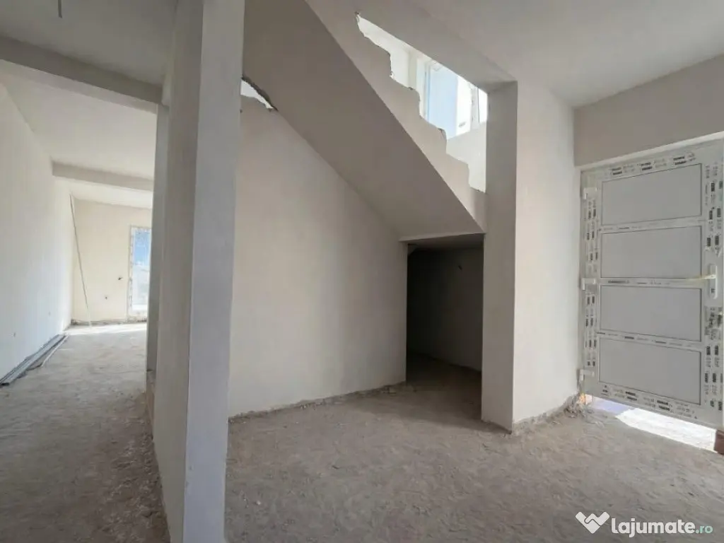 Duplex de vanzare in apropriere centrului comercial VIVO !!!