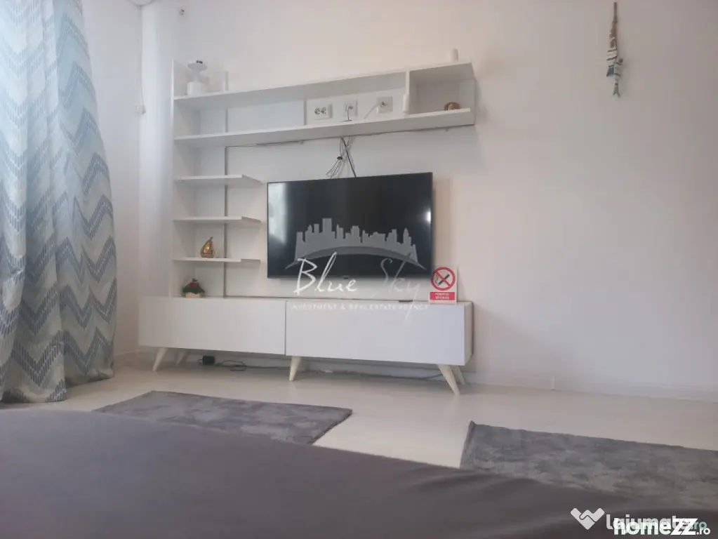 Campus -Studio decomandat cu bucătărie separată, loc de