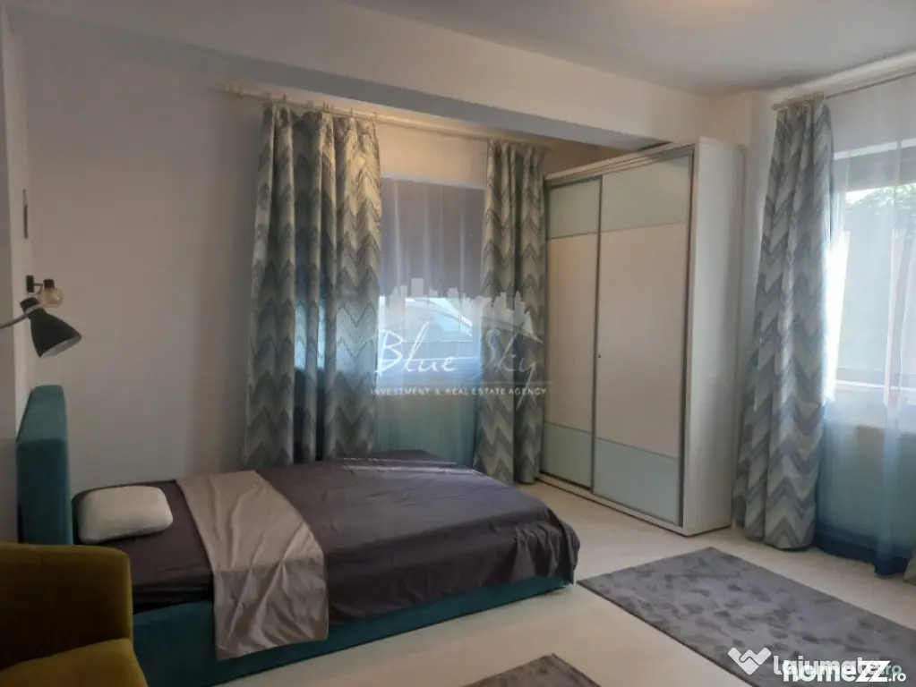 Campus -Studio decomandat cu bucătărie separată, loc de