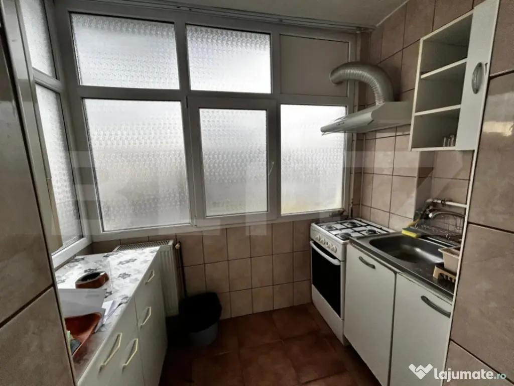 Apartament cu 2 camere, 55 mp, zona Centrala