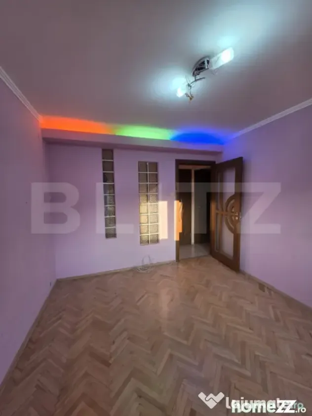Apartament spațios cu 3 camere, 66 mp utili, etaj intermedi - Oradea (Bihor)