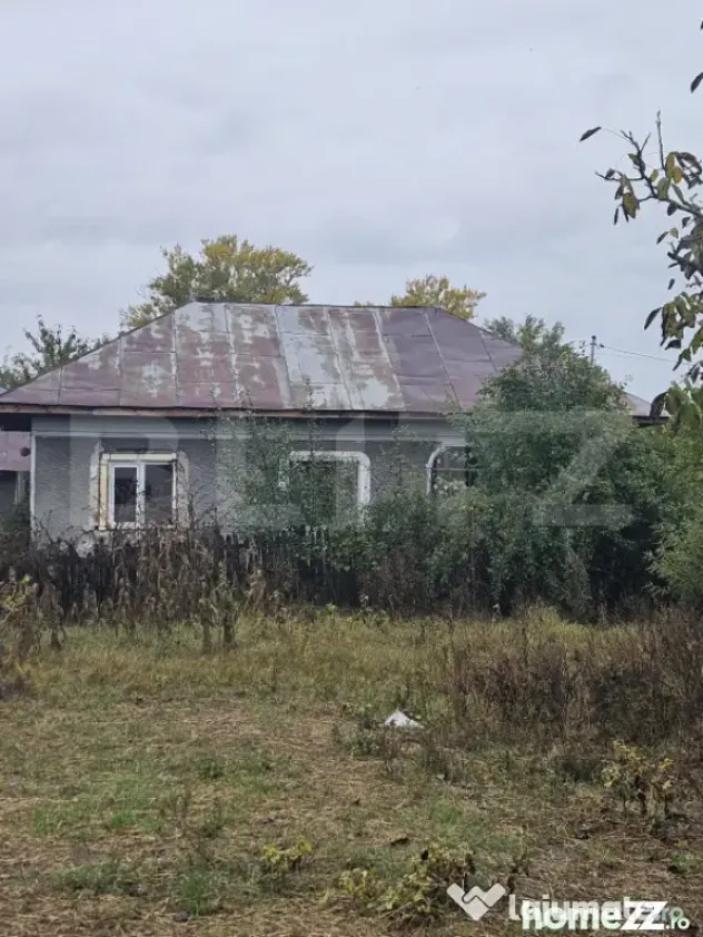 Proprietate de vanzare, 1000 mp, sat Gârleni
