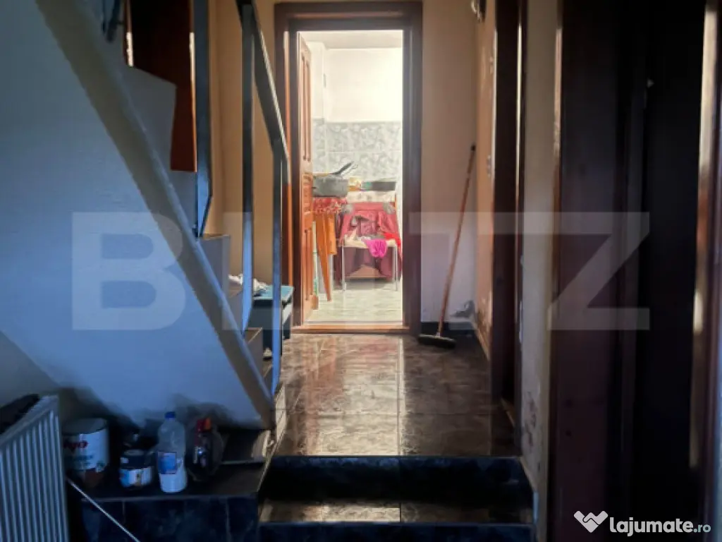 Casa cu piscina P+M, 1.368 mp teren, Leamna de Sus